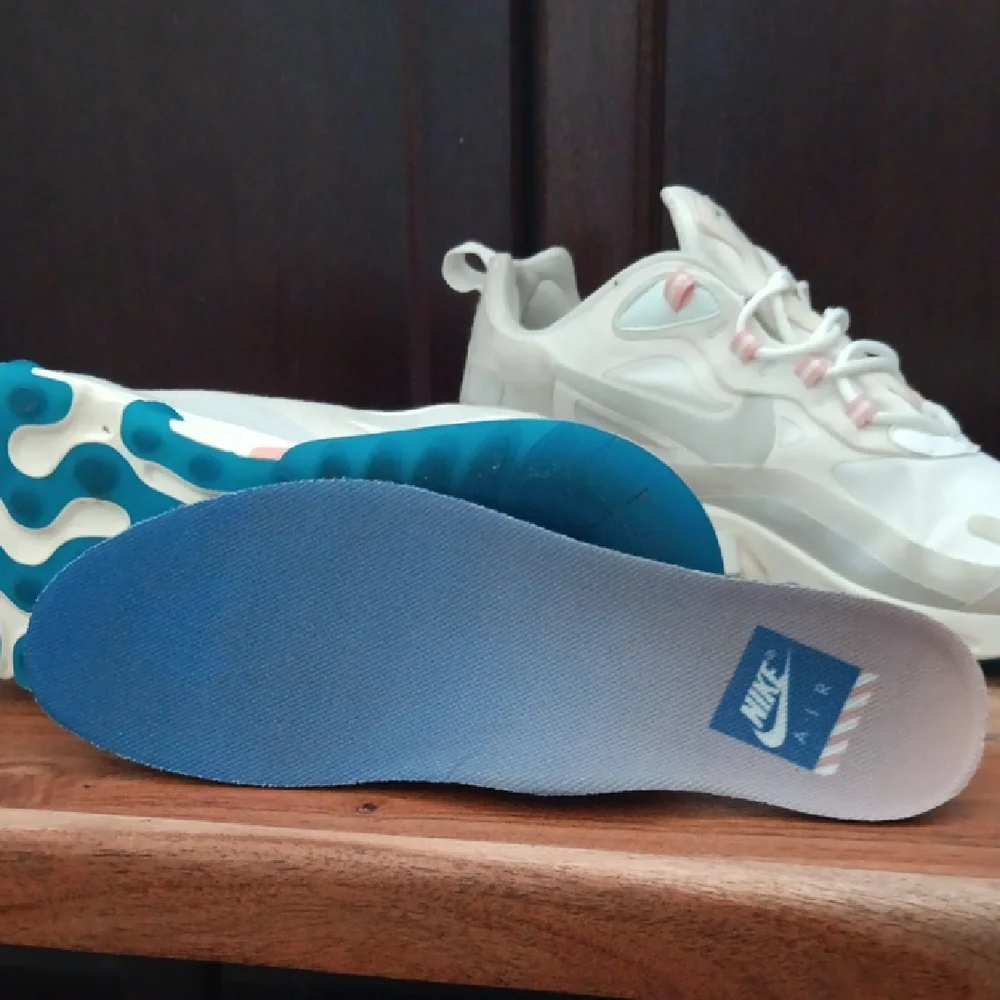 Nike Women's Cream and Pink Sneakers - Picture 14 of 16
